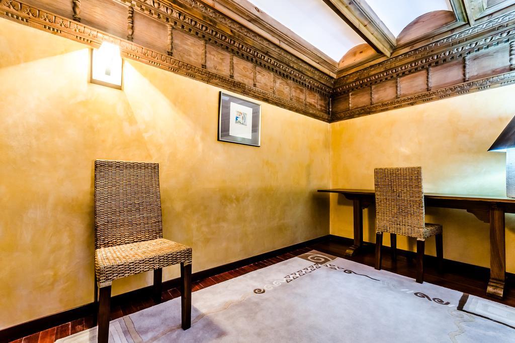 Hospederia Palacio Papa Luna Illueca Luaran gambar